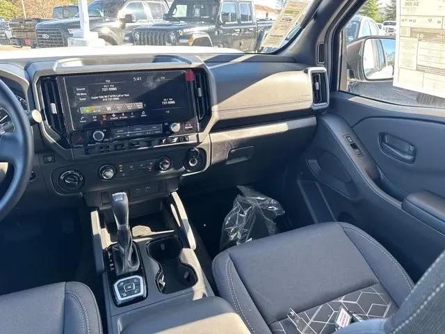 2026 Nissan Frontier Crew Cab SV 4x4