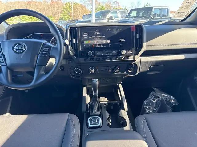 2026 Nissan Frontier Crew Cab SV 4x4