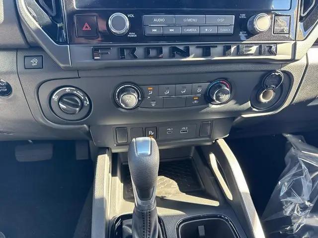2026 Nissan Frontier Crew Cab SV 4x4