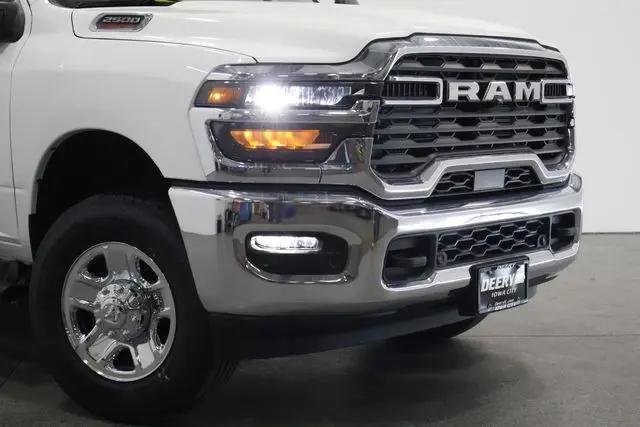2026 Ram 2500 Tradesman Regular Cab 4x4 8' Box