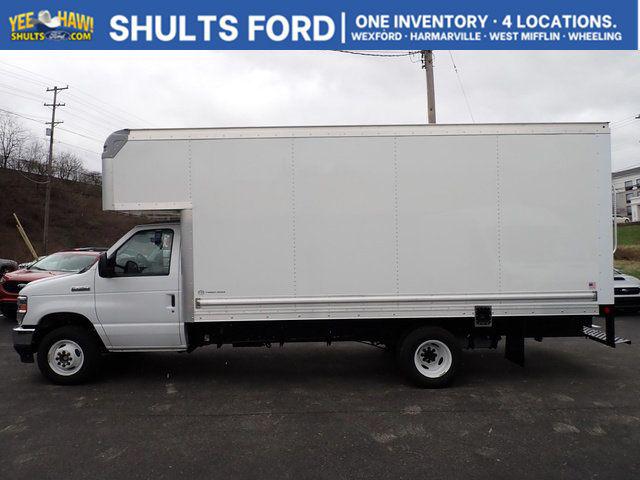 2026 Ford E-450 Cutaway Base