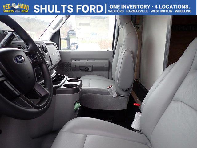 2026 Ford E-450 Cutaway Base