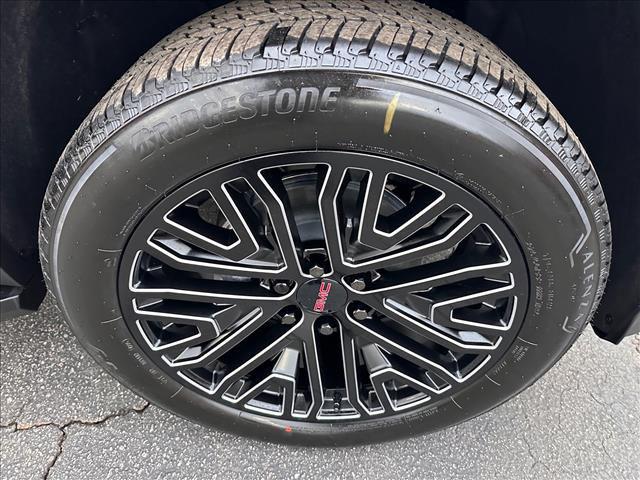 2026 GMC Yukon XL 4WD Elevation