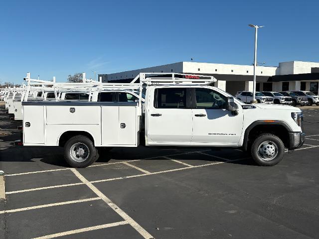 2025 GMC Sierra 3500HD Pro
