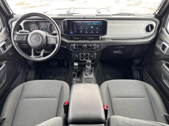 2024 Jeep Gladiator Nighthawk 2024 Jeep Gladiator Nighthawk