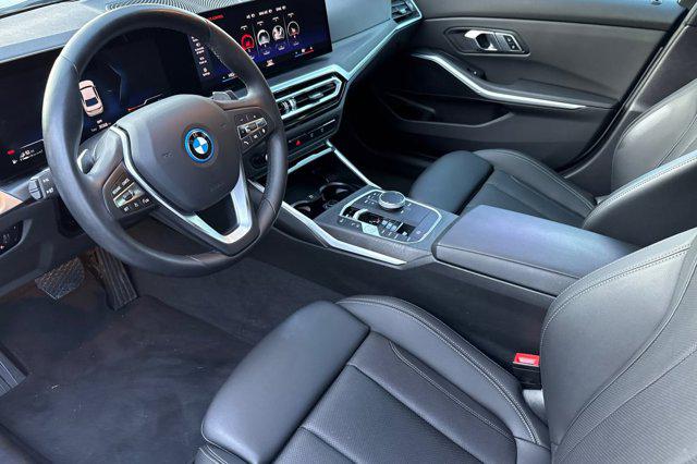 2023 BMW 3 Series 330e Sedan