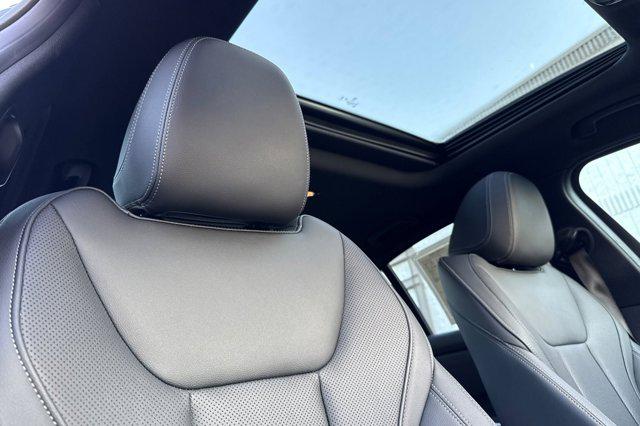 2023 BMW 3 Series 330e Sedan