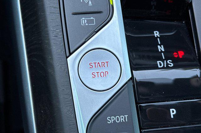 2023 BMW 3 Series 330e Sedan