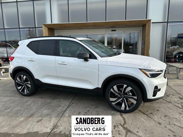 2026 Volvo XC40 B5 Ultra for sale in Lynnwood, WA