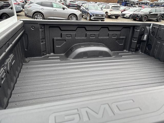 2026 GMC Sierra 2500HD Crew Cab, Standard Bed, Denali, 4WD