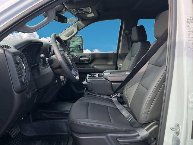 2026 Chevrolet Silverado 3500HD Double Cab, Long Bed, WT Dual Rear Wheel, 4WD