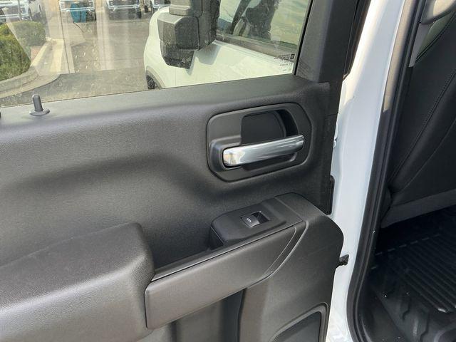 2026 Chevrolet Silverado 3500HD Double Cab, Long Bed, WT Dual Rear Wheel, 4WD