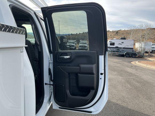 2026 Chevrolet Silverado 3500HD Double Cab, Long Bed, WT Dual Rear Wheel, 4WD
