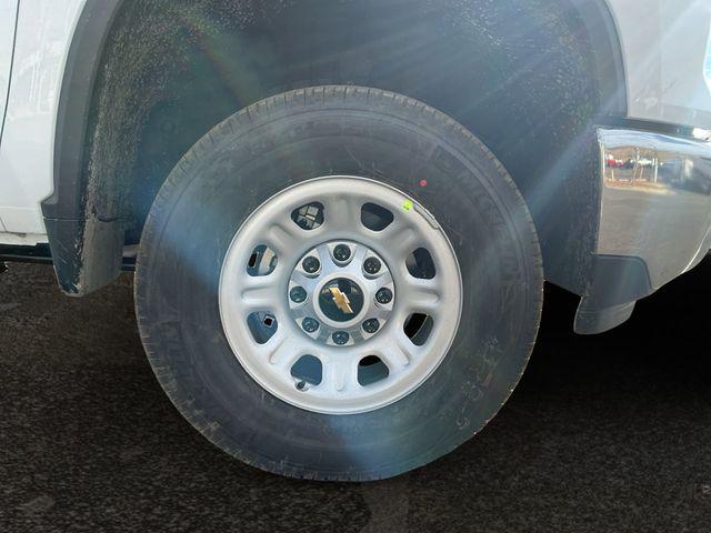 2026 Chevrolet Silverado 3500HD Double Cab, Long Bed, WT Dual Rear Wheel, 4WD