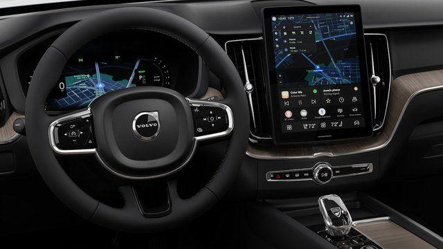 2026 Volvo XC60 B5 Plus
