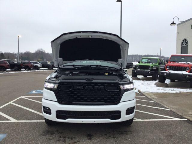 2026 Ram 1500 Big Horn Crew Cab 4x4 57 Box