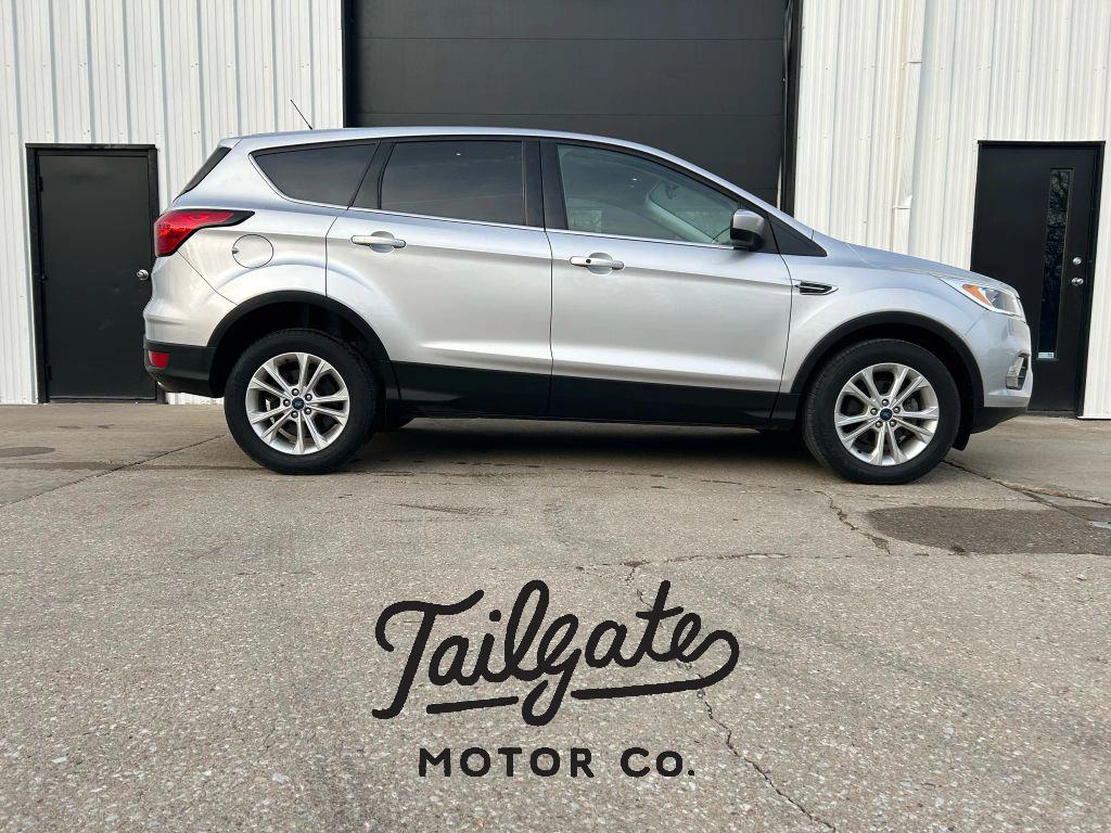 2019 Ford Escape SE's photo