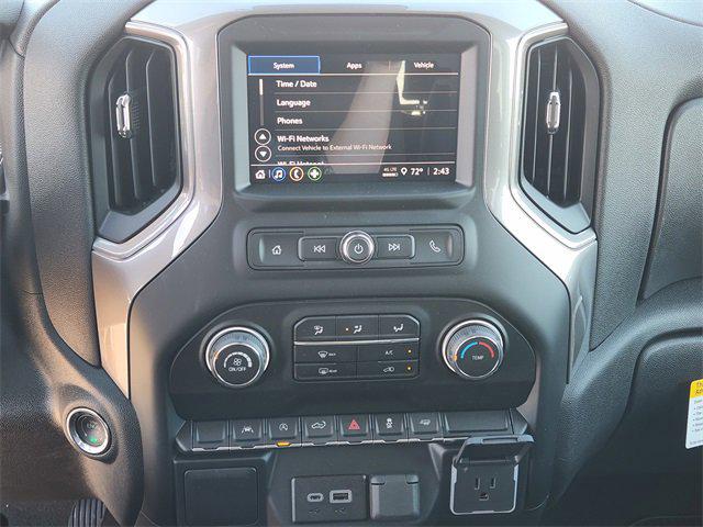 2026 Chevrolet Silverado 1500 2WD Crew Cab Short Bed Custom