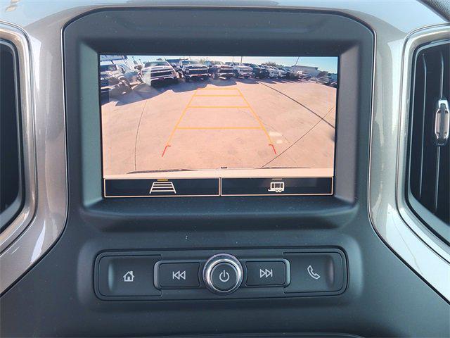 2026 Chevrolet Silverado 1500 2WD Crew Cab Short Bed Custom