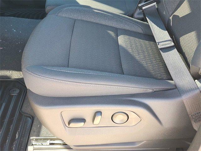 2026 Chevrolet Silverado 1500 2WD Crew Cab Short Bed Custom