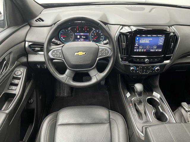 2023 Chevrolet Traverse AWD LT Leather