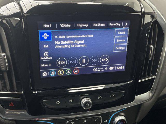 2023 Chevrolet Traverse AWD LT Leather