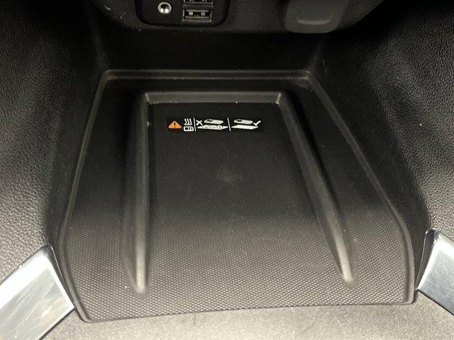 2023 Chevrolet Traverse AWD LT Leather