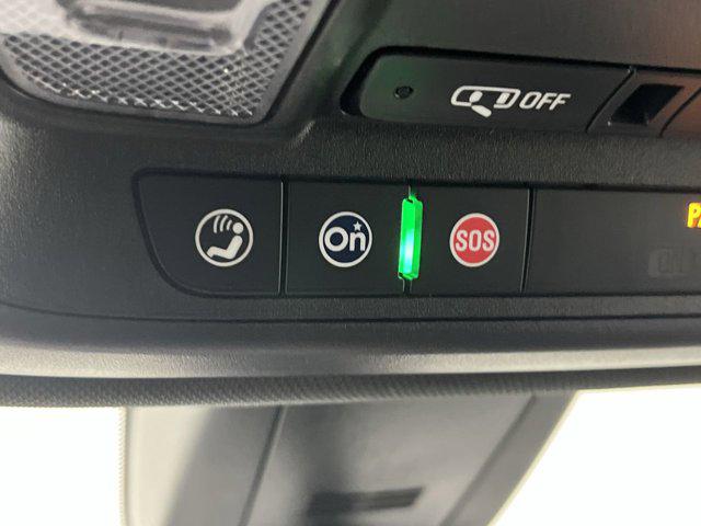 2023 Chevrolet Traverse AWD LT Leather