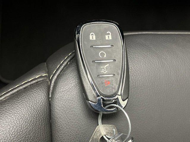 2023 Chevrolet Traverse AWD LT Leather