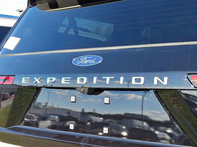 2025 Ford Expedition Platinum MAX
