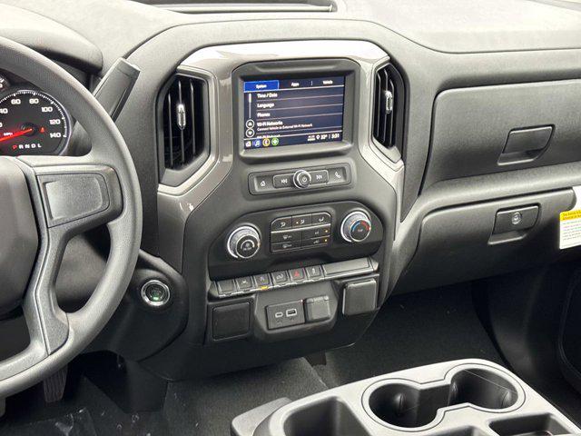 2026 Chevrolet Silverado 1500 4WD Crew Cab Standard Bed Custom