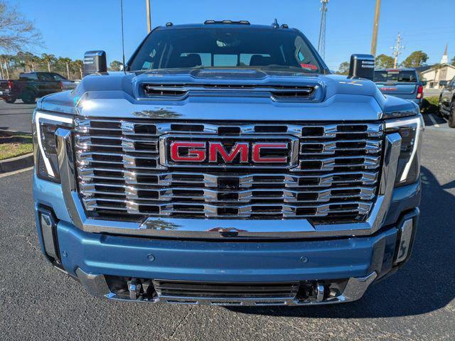 2026 GMC Sierra 2500HD Crew Cab, Standard Bed, Denali, 4WD
