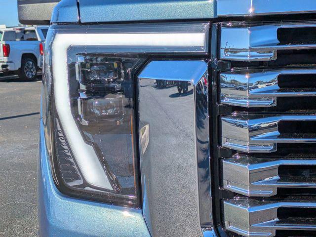 2026 GMC Sierra 2500HD Crew Cab, Standard Bed, Denali, 4WD