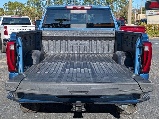 2026 GMC Sierra 2500HD Crew Cab, Standard Bed, Denali, 4WD