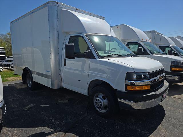 2025 Chevrolet Express Cutaway Work Van
