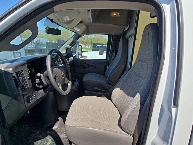 2025 Chevrolet Express Cutaway Work Van