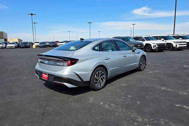 2026 Hyundai Sonata Hybrid Blue