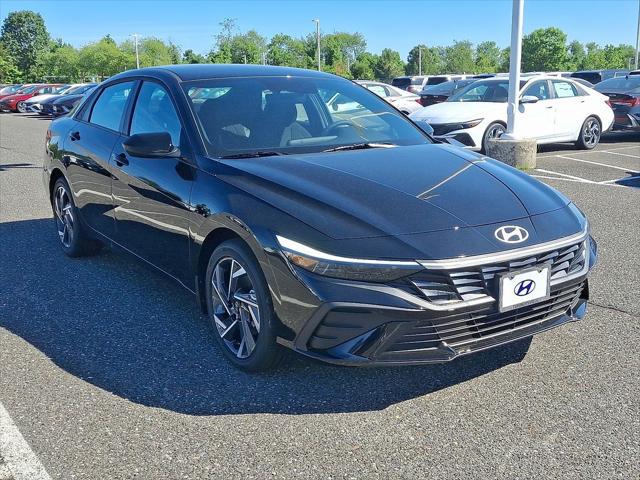 2025 Hyundai Elantra Hybrid SEL Sport