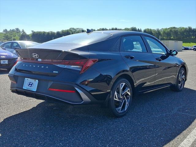 2025 Hyundai Elantra Hybrid SEL Sport
