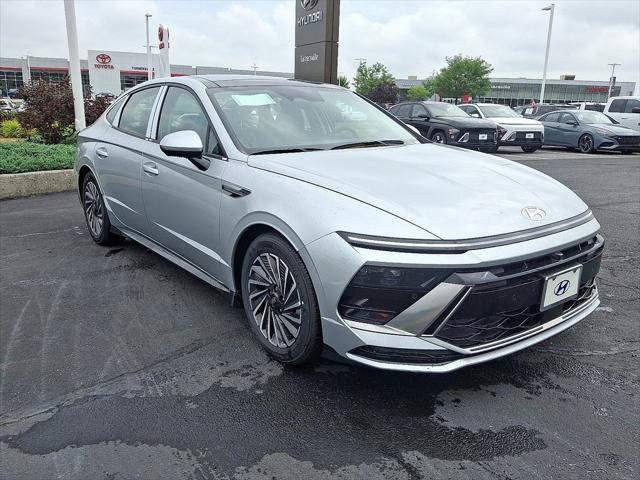 2025 Hyundai Sonata Hybrid Limited