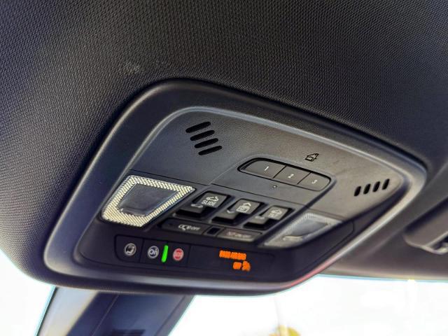 2023 Chevrolet Traverse AWD Premier