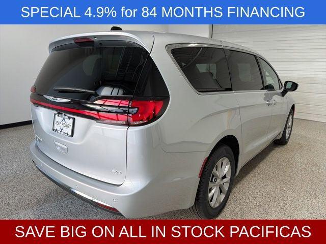 2026 Chrysler Pacifica PACIFICA SELECT AWD