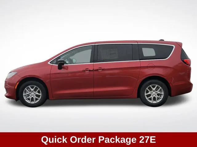 2026 Chrysler Voyager VOYAGER LX