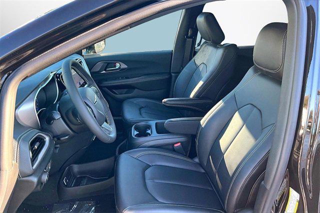 2026 Chrysler Pacifica PACIFICA SELECT AWD 2026 Chrysler Pacifica PACIFICA SELECT AWD