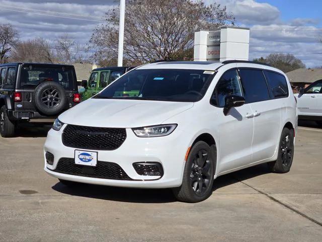 2026 Chrysler Pacifica PACIFICA LIMITED AWD