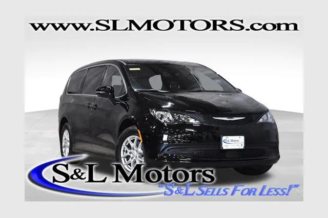 2026 Chrysler Voyager VOYAGER LX