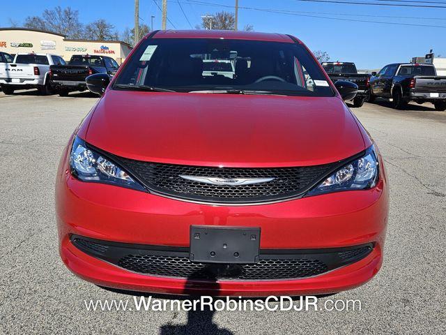 2026 Chrysler Voyager VOYAGER LX