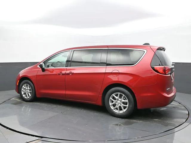2026 Chrysler Voyager VOYAGER LX