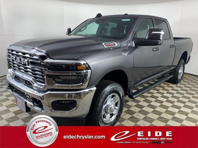 2026 RAM Ram 2500 RAM 2500 TRADESMAN CREW CAB 4X4 64 BOX