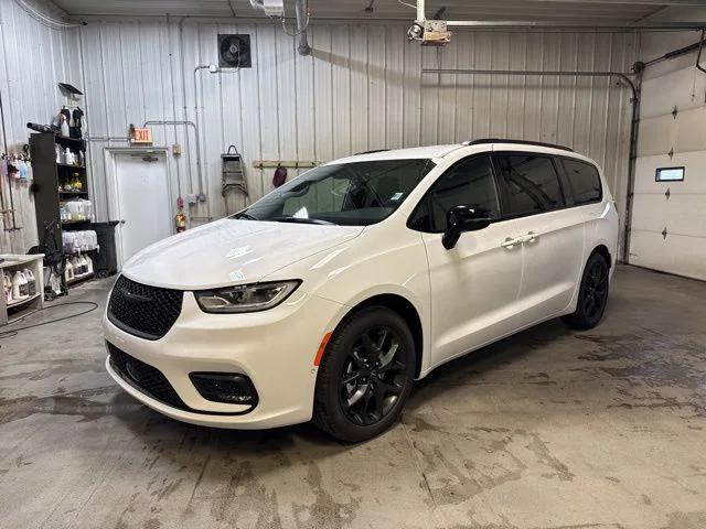 2026 Chrysler Pacifica PACIFICA SELECT 2026 Chrysler Pacifica PACIFICA SELECT